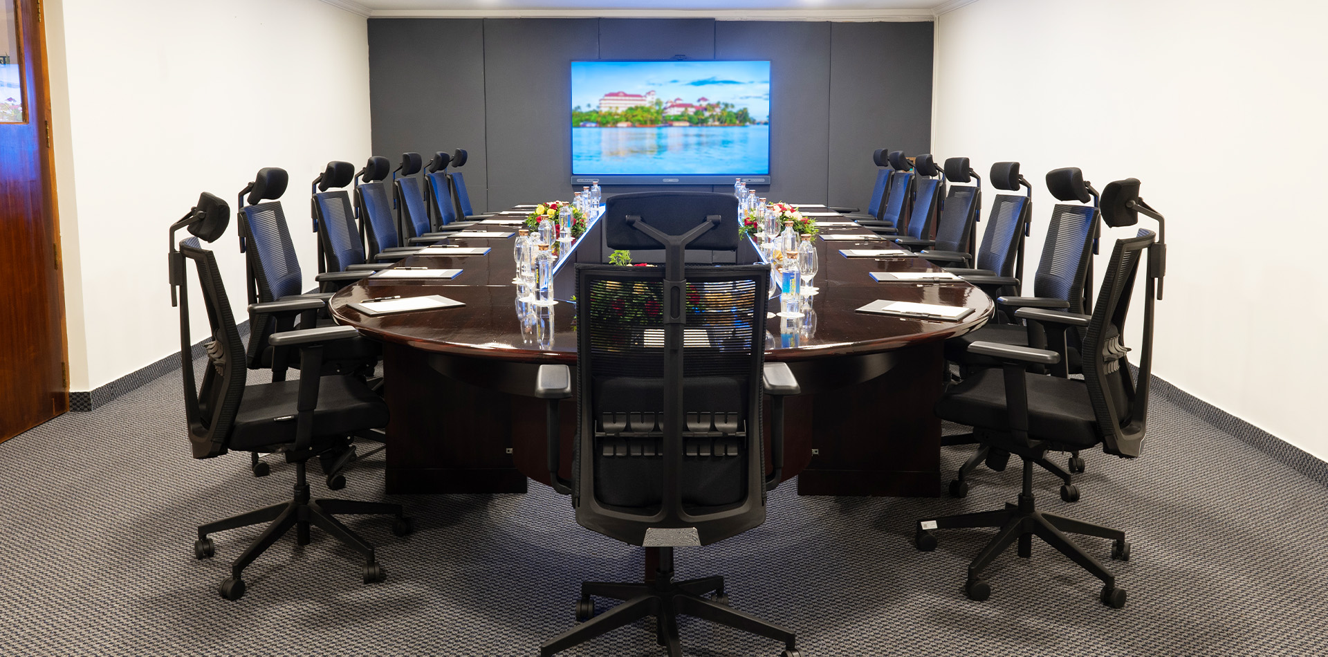 Meetings - The Leela Ashtamudi, A Raviz Hotel 